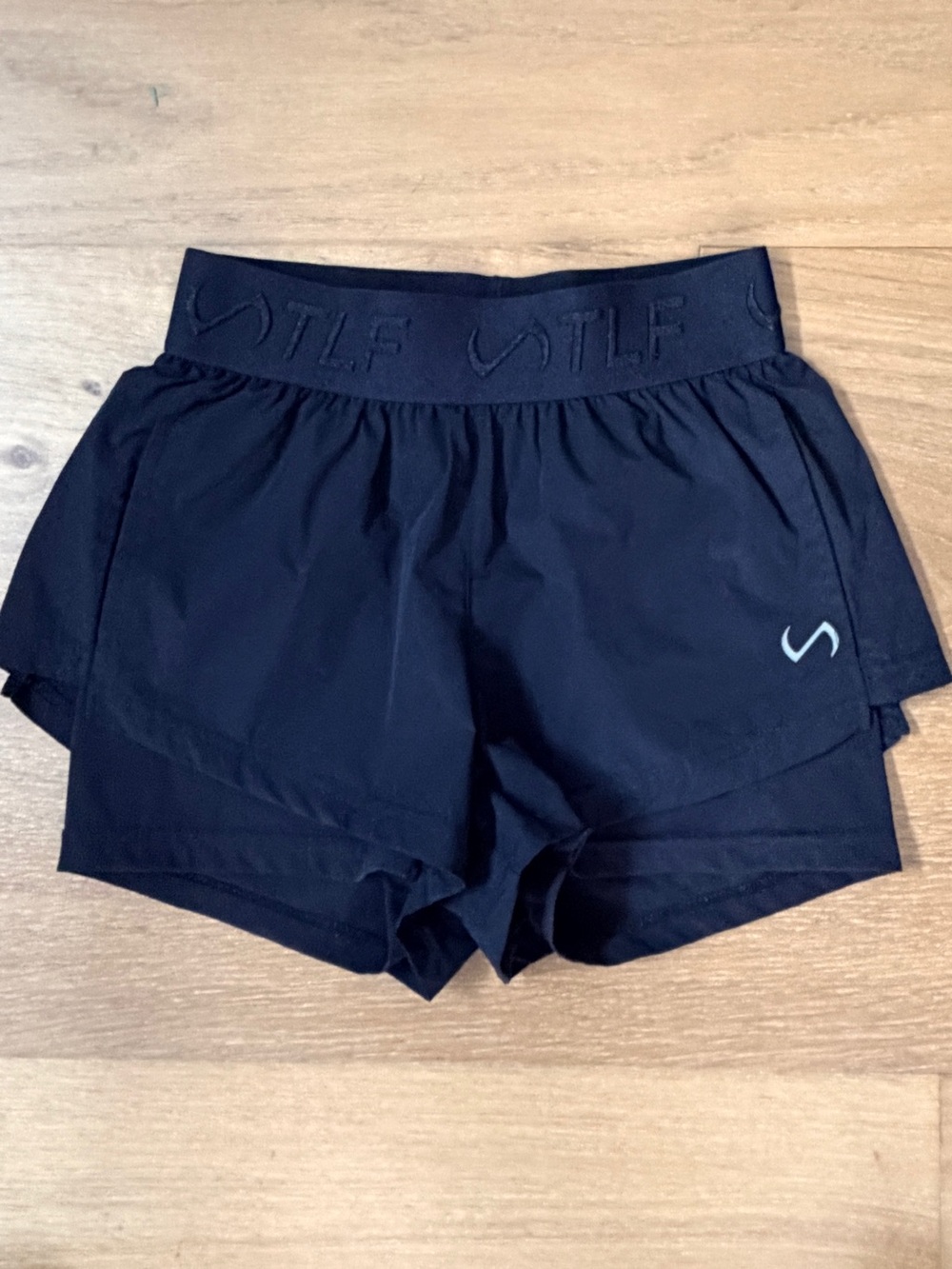 TLF Element Black 2-in-1 Gym Shorts Integrated Biker Lining XS Sporty Workout
